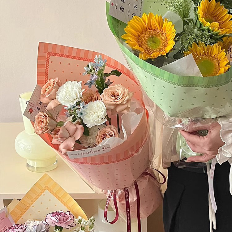 MYHC-65 ชุดเจ้าหญิงฟิล์มบรรจุภัณฑ์ดอกไม้พลาสติกสีสดใส