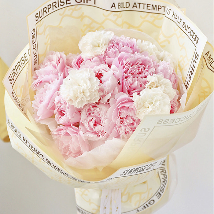 กระดาษห่อดอกไม้แบรนด์เนม Hera มีหลากหลายสี