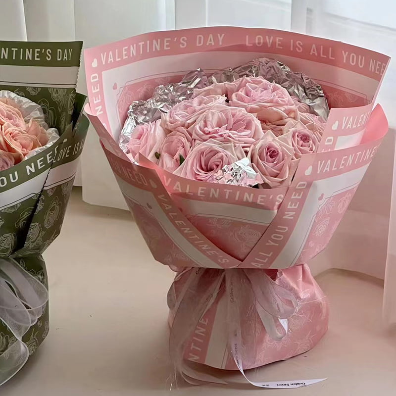 กระดาษห่อดอกไม้ลายดอกกุหลาบ